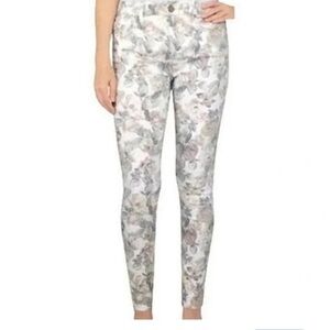 NWT Distressed floral jeans